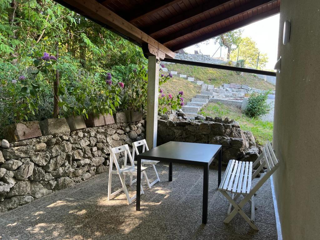 Cosy Cottage With Views Near Kobarid Esterno foto
