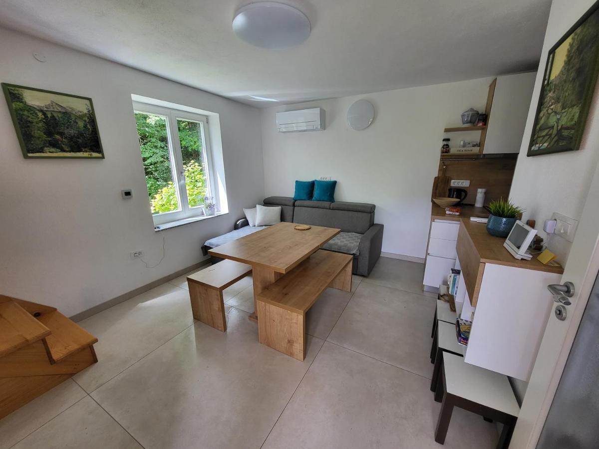 Cosy Cottage With Views Near Kobarid Esterno foto