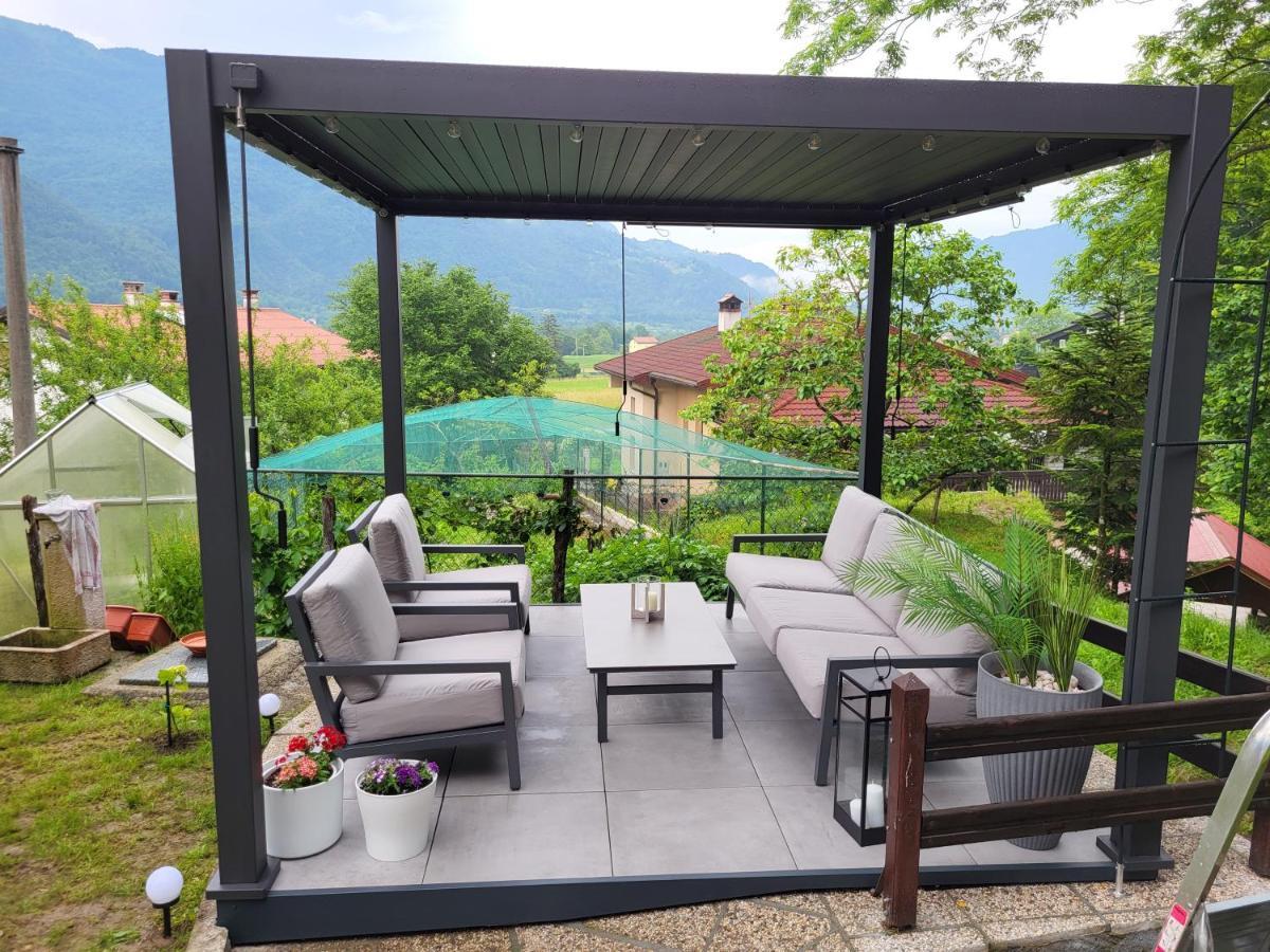 Cosy Cottage With Views Near Kobarid Esterno foto